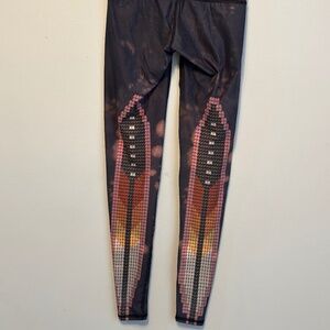 Teeki Feather Hot Pant
